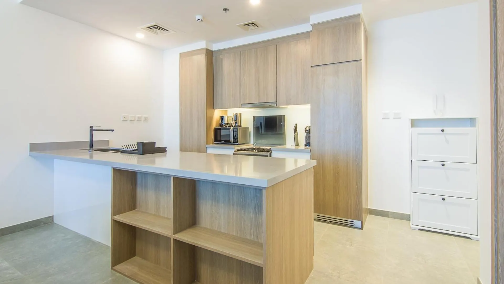 Stella Maris, Dubai Marina- Luxurious 1-Br Apartment