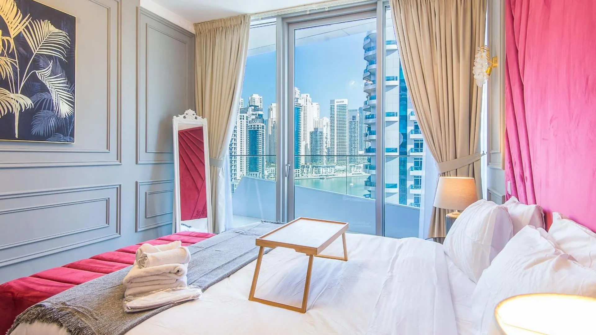 Stella Maris, Dubai Marina- Luxurious 1-Br Apartment
