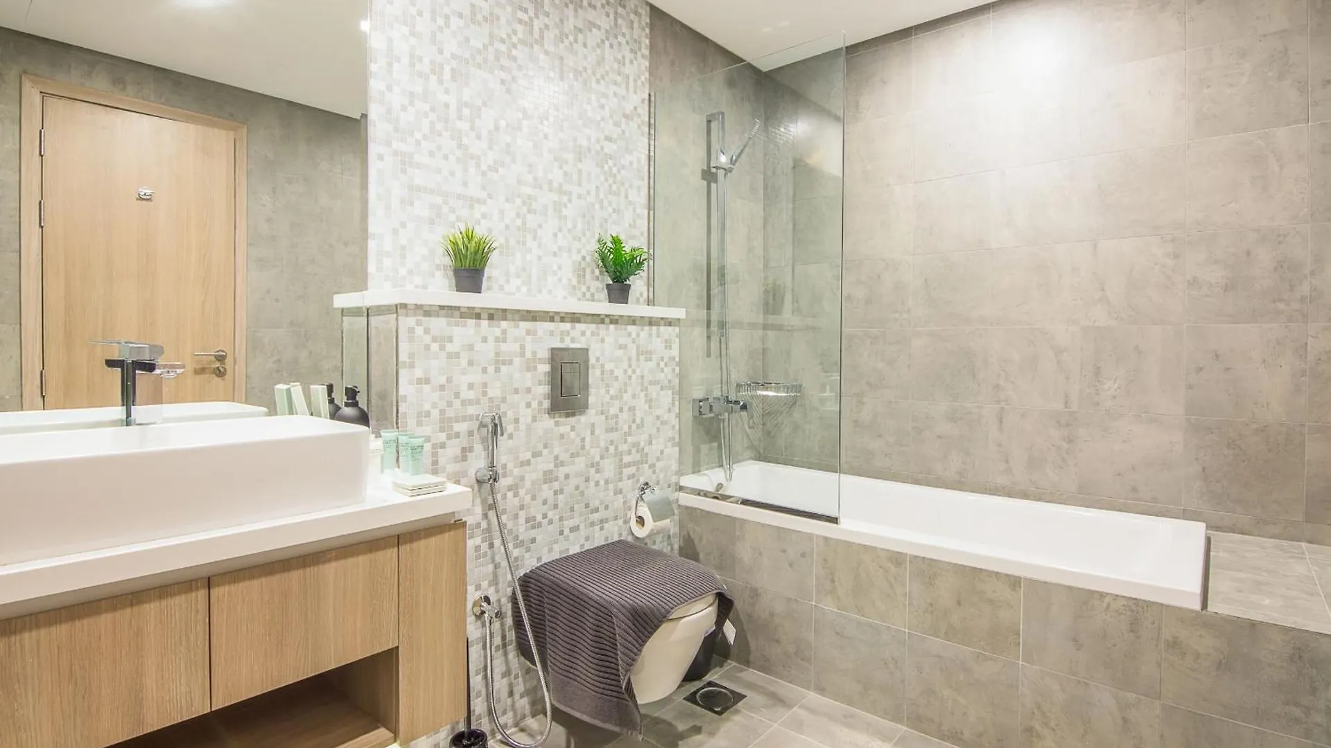 Stella Maris, Dubai Marina- Luxurious 1-Br Apartment United Arab Emirates
